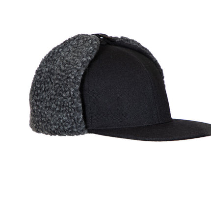 9082 GORRA CON OREJERAS