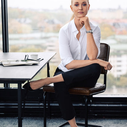 PB147 Super Stretch Woman Contemporary